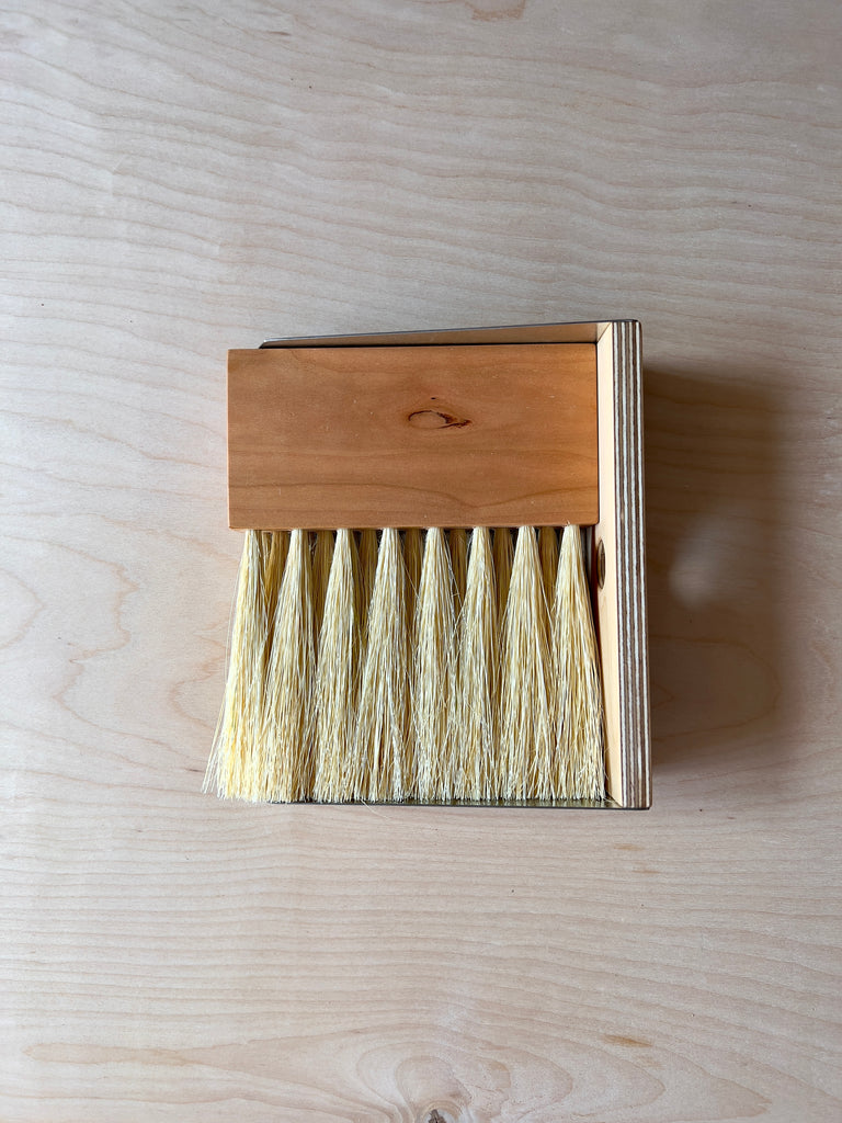 Horsehair hand broom with metal and wood dustpan